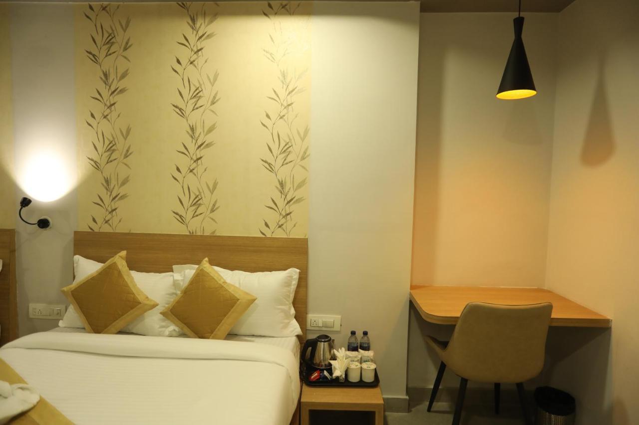 Vips Hotel Olive Siliguri Exterior photo