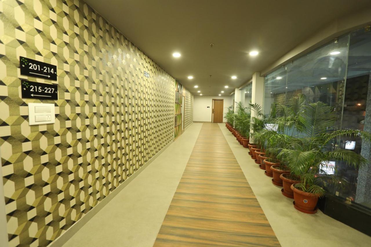 Vips Hotel Olive Siliguri Exterior photo