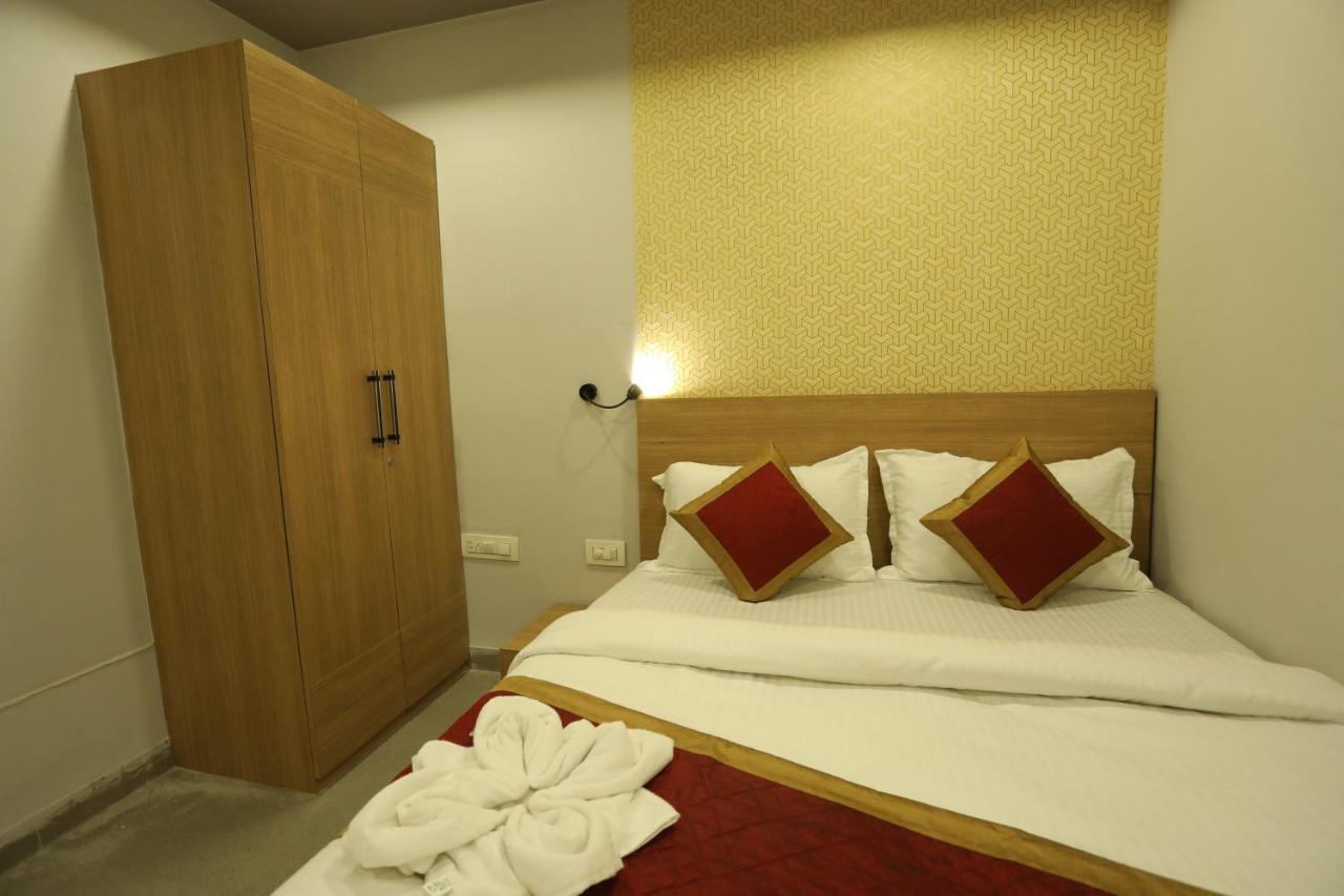 Vips Hotel Olive Siliguri Exterior photo